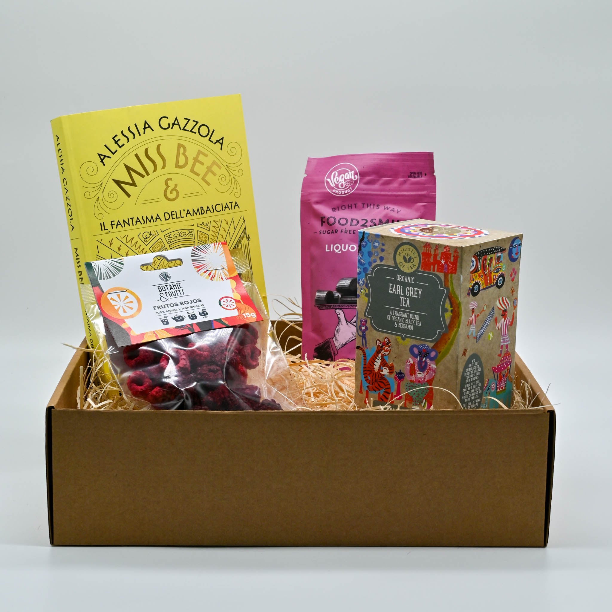 Miss Bee e il fantasma dell'ambasciata