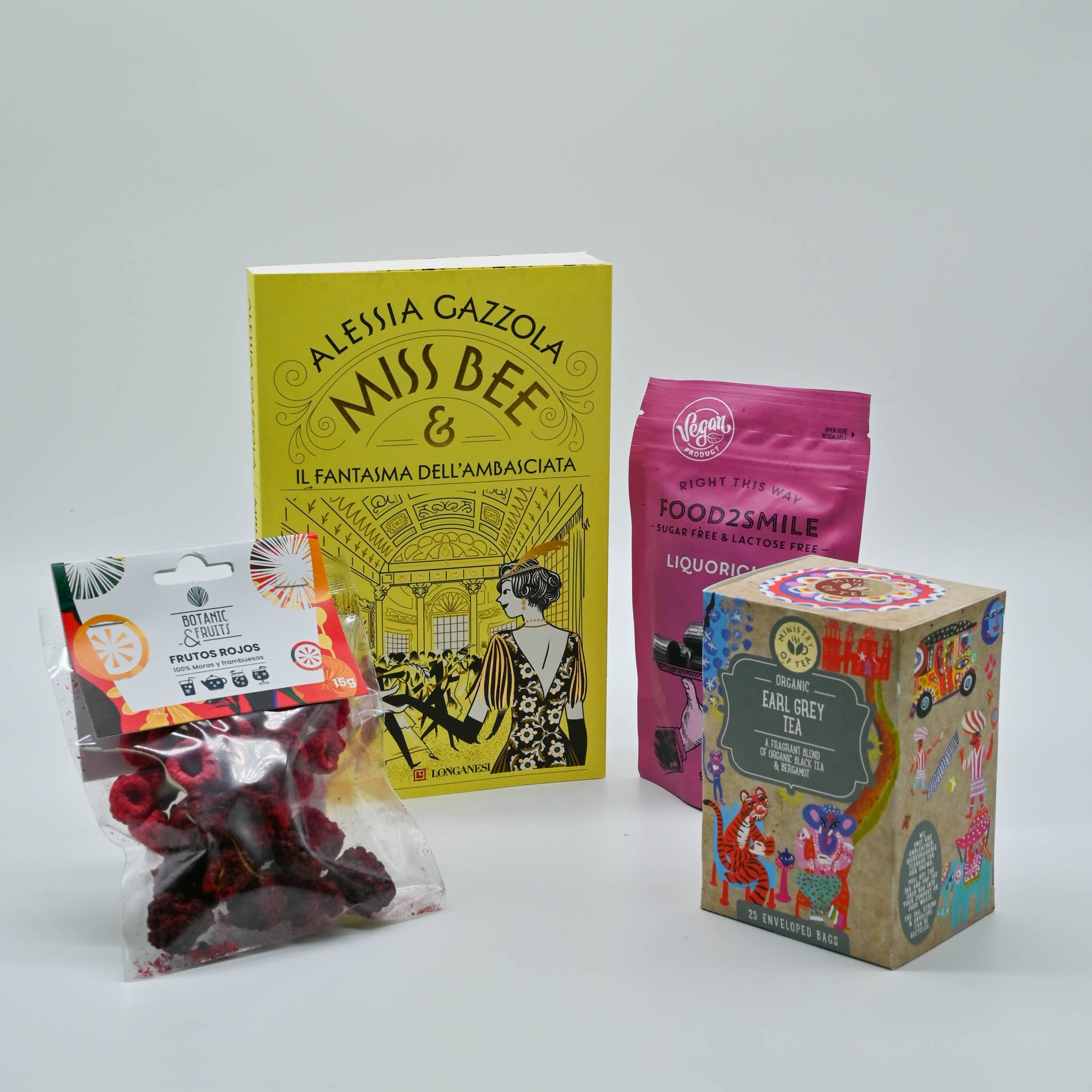 Miss Bee e il fantasma dell'ambasciata