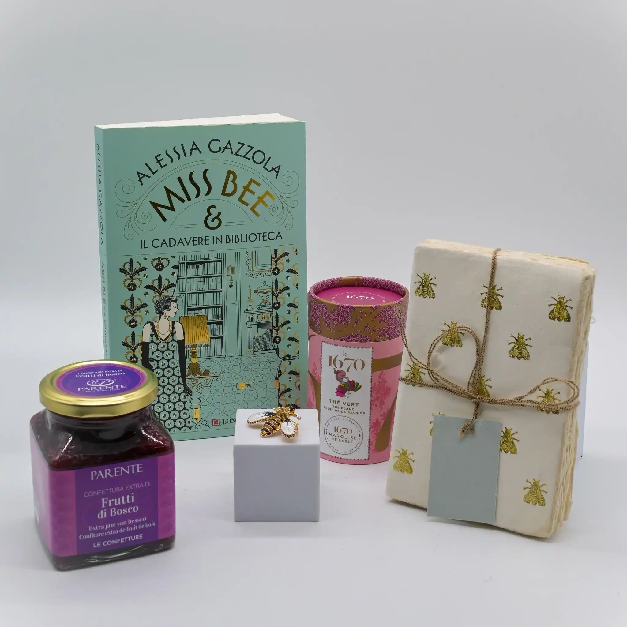 Miss Bee e il cadavere in biblioteca