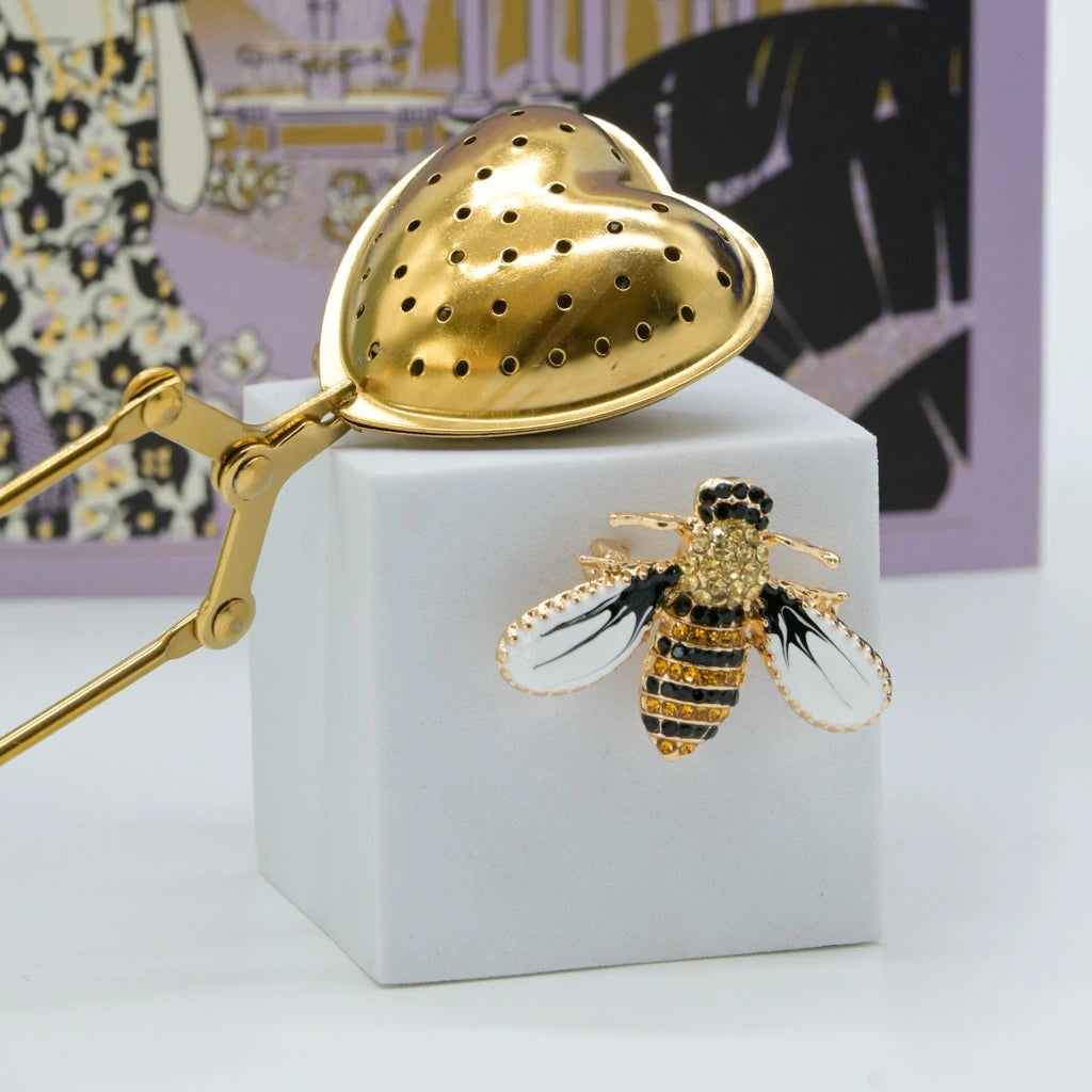 Miss Bee e il giardino avvelenato